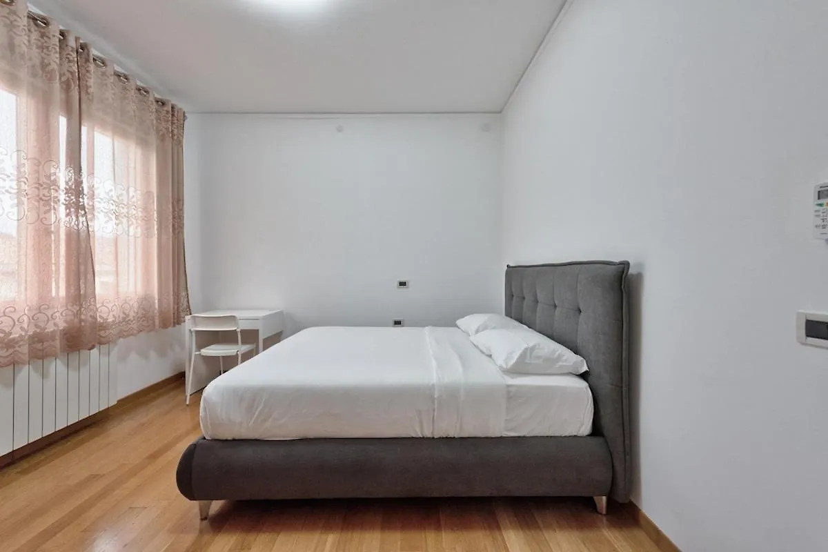 Paleocapa Apartments Венеция Италия
